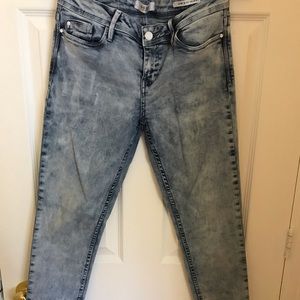 Low Rise Skinny Guess Jeans